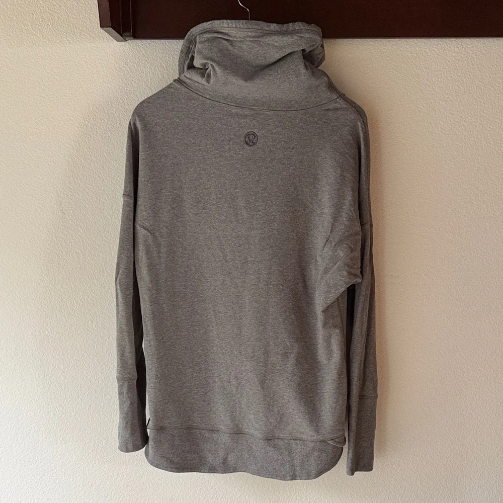 Lululemon Athletica Rest Day Cowl Neck Pullover Sweatshirt, Vintage Grey,Size 10 - Picture 8 of 13
